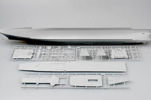 Trumpeter 04521 Russian cruiser Admiral Lazarev Ex-Frunze 1/350 – zdjęcie 4