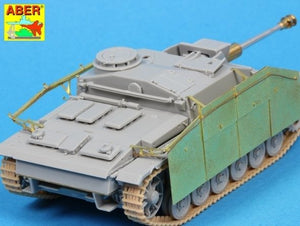 Aber 72A11 Osłony boczne do Sturmgeschutz III (wczesne) / Side skirts for Sturmgeschutz III (Early model) 1/72 – immagine 4