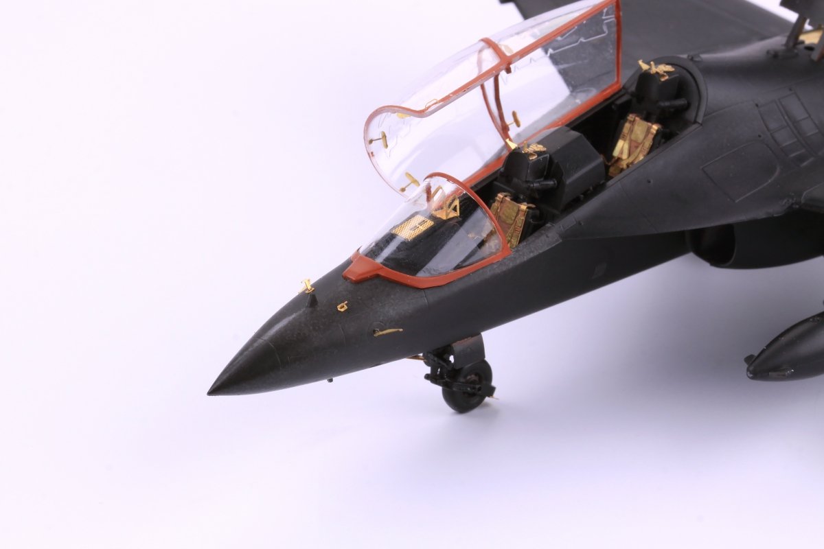 Eduard 73618 Yak-130 ZVEZDA 1/72 – image 5