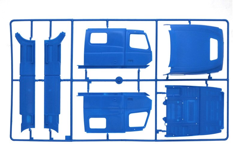 Italeri 3892 VOLVO VN 780 1/24 – zdjęcie 12
