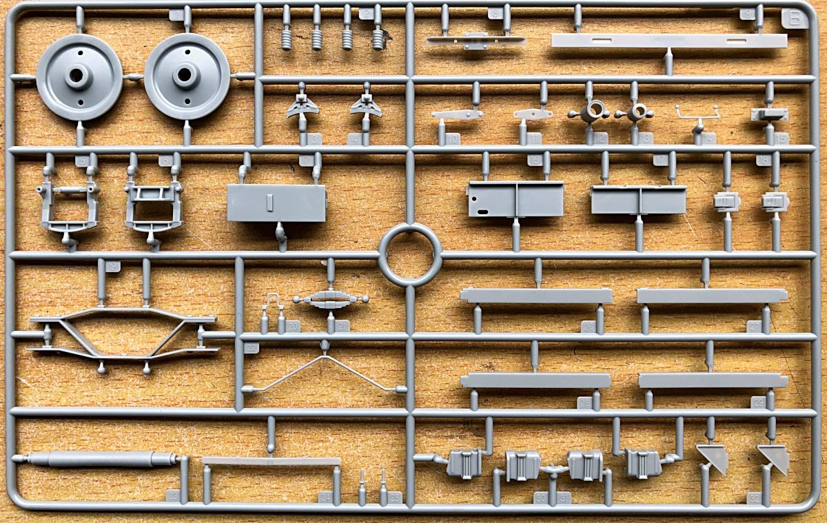 Thunder Model 35904 German Flat Wagon Ssyl 1/35 – zdjęcie 5