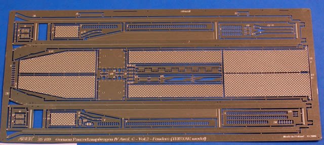 Aber 35189 German medium tank Pz.Kpfw. IV, Ausf.B/C - vol. 2 - additional set - fenders 1/35