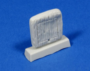 Panzer Art RE35-137 Cooler mask with canvas cover for “Einheitsdiesel” 1/35 – zdjęcie 2