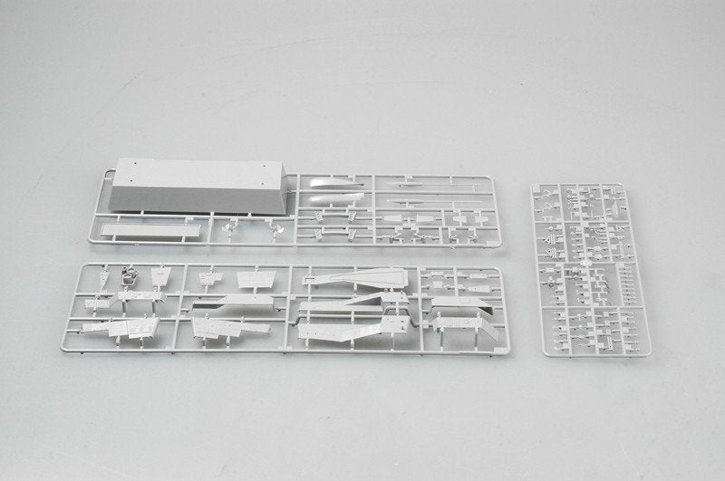 Trumpeter 04533 JMSDF DDG-174 Kirishima 1/350 – immagine 4