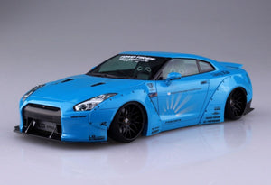 Aoshima 05402 Nissan LB Works R35 GT-R Ver1 1/24 – image 2