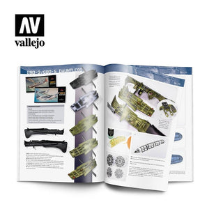 Vallejo 75024 WWII US NAVY Colors - ENGLISH/SPANISH – image 4