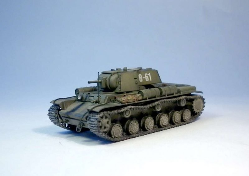 PST 72015 KV-8 heavy Flamethrower Tank 1/72 – image 2