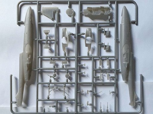 Arma Hobby 70003 TS-11 Iskra bis DF - Expert set 1/72 – zdjęcie 2