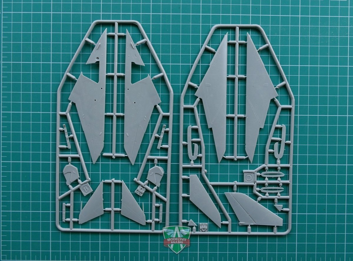 Modelsvit 72006 Sukhoi Su-7B 1/72 – Bild 7