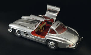 Italeri 3612 Mercedes-Benz 300SL Gullwing 1/16 – zdjęcie 11