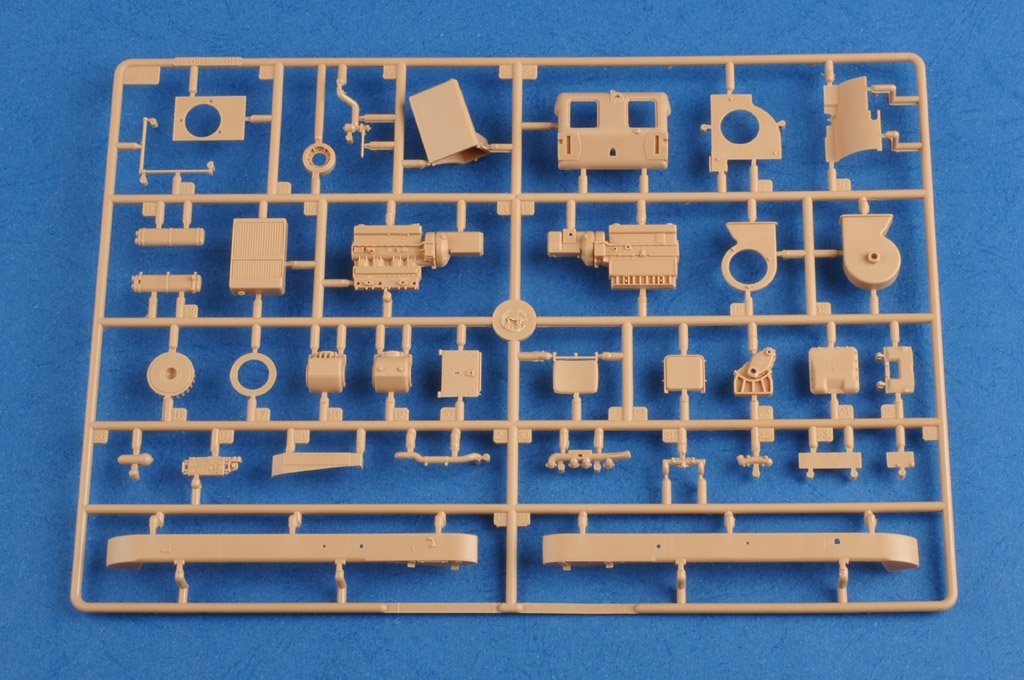 Hobby Boss 83809 Befehlsfahrzeug auf Fgst. Pz.Kpfw.35 R 731(f) 1/35 – image 5