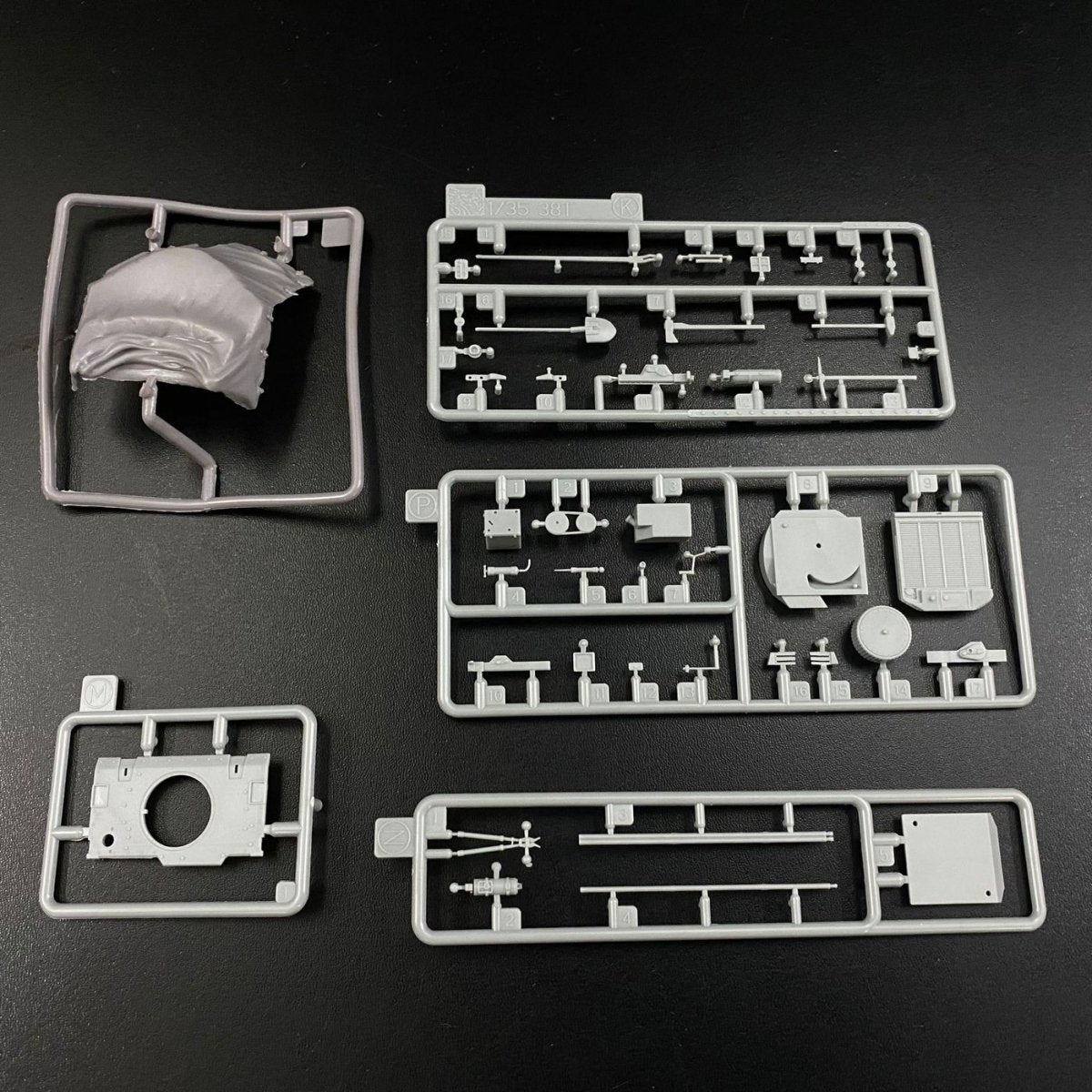 Dragon MD003 Sd.Kfz.138 Panzerjager MARDER III H w/Interior 1/35 – zdjęcie 8