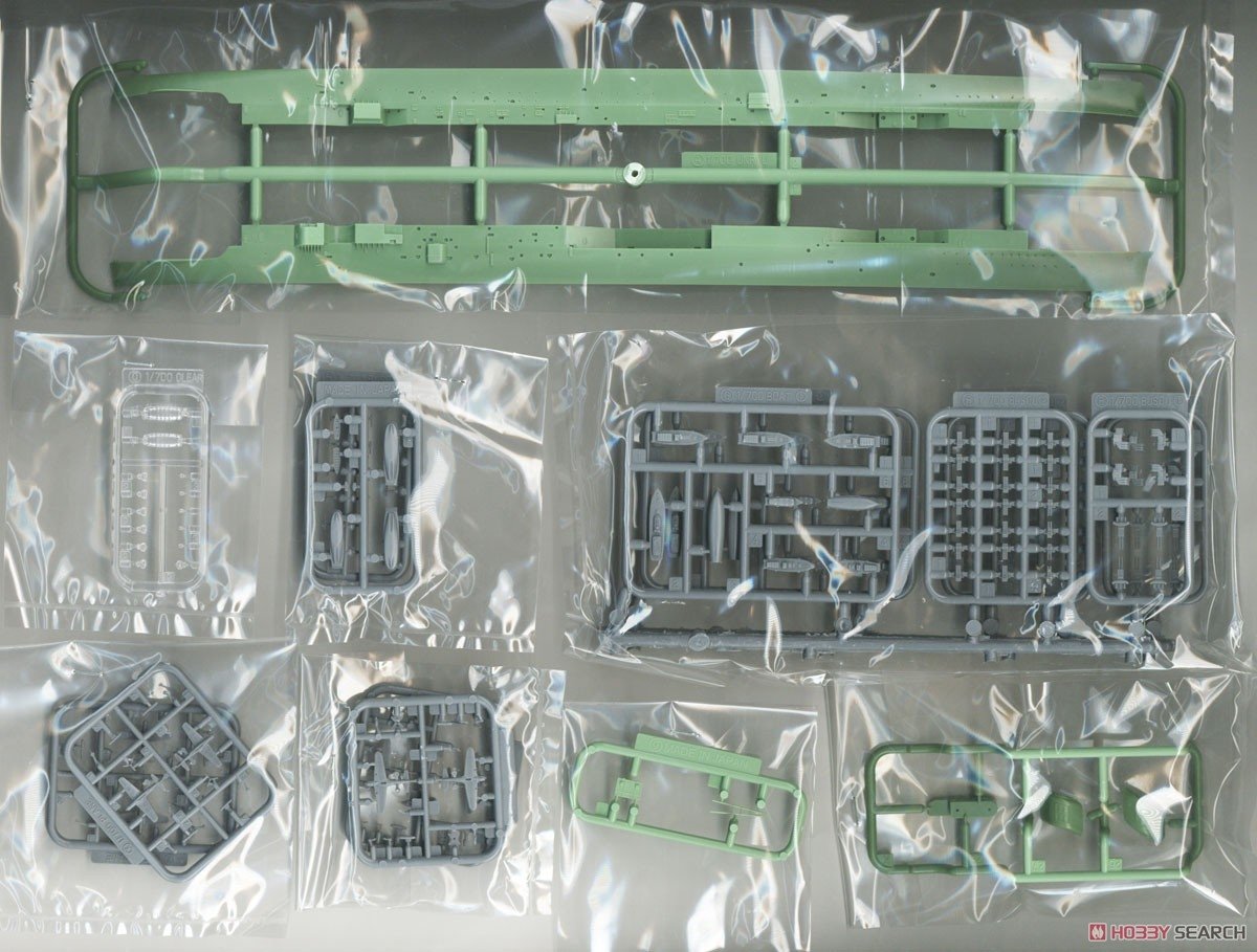 Fujimi 451671 KG-42 Japanese Navy Aircraft Carrier Katsuragi Full Hull 1/700 – image 5