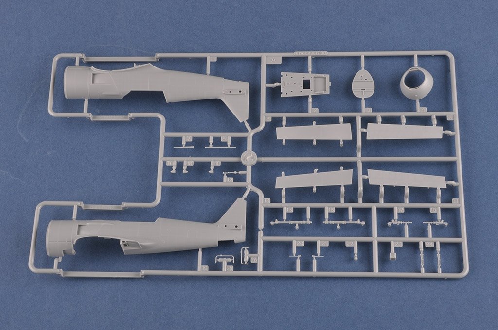 Hobby Boss 81760 Lavochkin La-11 Fang 1/48 – zdjęcie 8