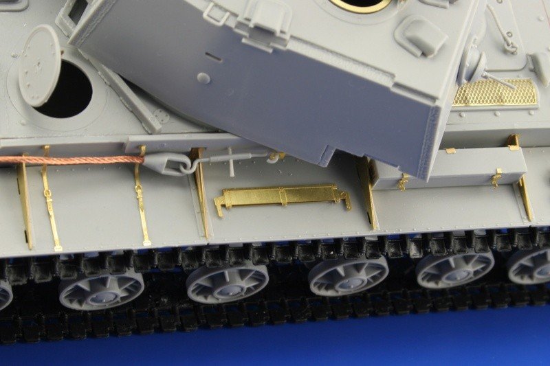 Eduard 35824 KV-1 Model 1942 1/35 Trumpeter – image 10