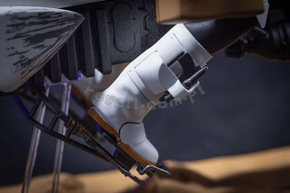 Revell 06786 Speeder Bike - The Mandalorian 1/12 – zdjęcie 12