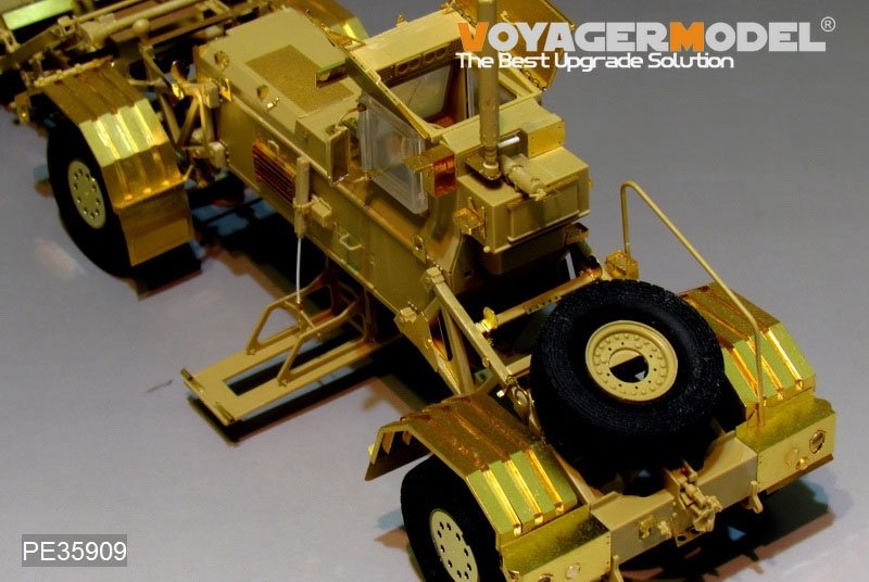 Voyager Model PE35909 Modern US Husky Mk.III Vehicle Mounted Mine Detector for PANDA 1/35 – image 8