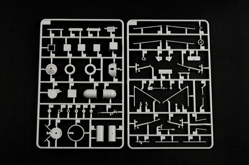 Trumpeter 02321 Soviet NKL-26 Armoured Aerosan 1/35 – zdjęcie 5