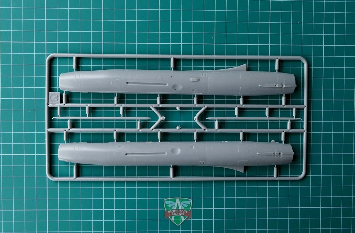 Modelsvit 72009 S-22I(Su-7IG) variable wing geometry 1/72 – zdjęcie 7