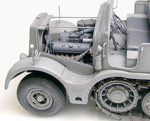 Tamiya 35239 German 18-Ton Heavy Half-Track FAMO 1/35 – image 9