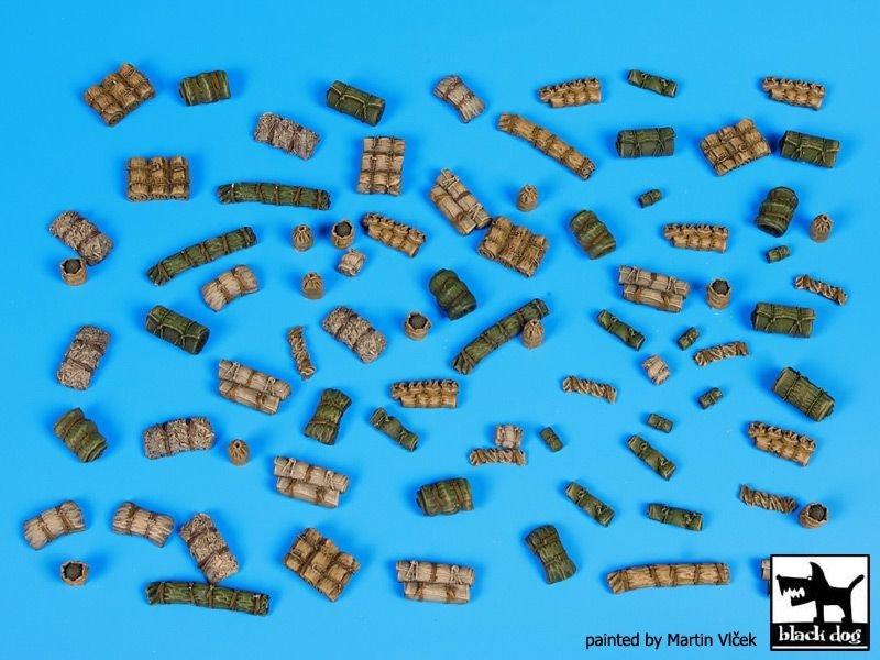 Black Dog T72055 Tentage plus bedrolls 1 accessories set 1/72