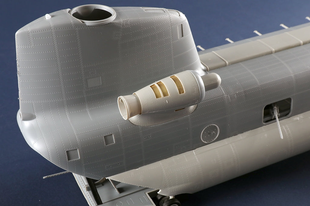 Trumpeter 05113 ACH-47A Armored Chinook 1/35 – image 6