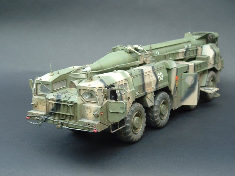 Dragon 3520 SS-1c SCUD B w/MAZ-543 1/35 – image 4