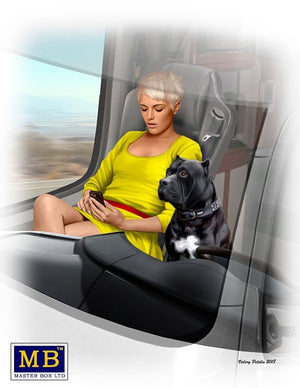 Master Box 24045 Joni (Lookout) Johnson &amp;amp; her dog Maxx 1/24