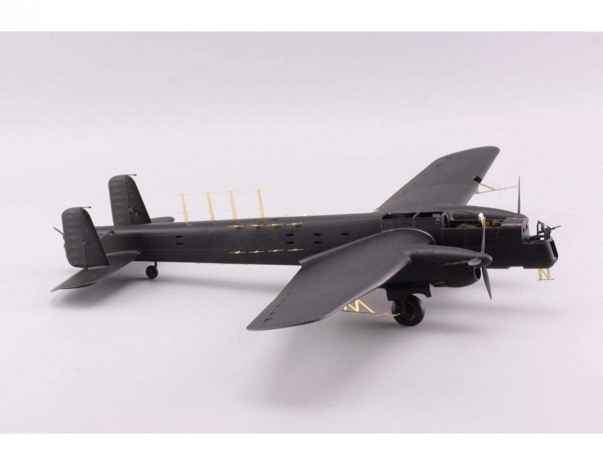 Eduard 73577 Whitley GR Mk. VII AIRFIX 1/72 – zdjęcie 9