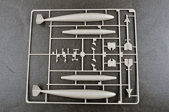 Trumpeter 03221 F-100C Super Saber 1/32 – image 22