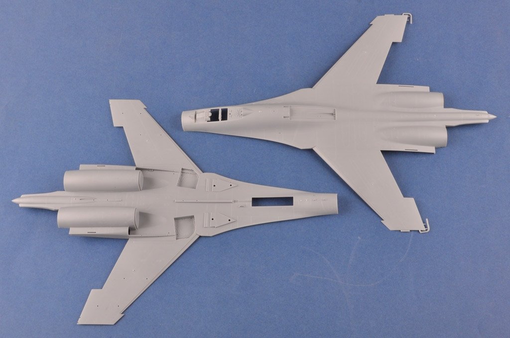 Hobby Boss 81776 Su-27 Flanker B Russian Knights 1/48 – zdjęcie 3