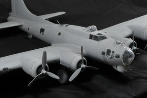 HK Models 01E04 B-17 Flying Fortress F and G 1/32 – zdjęcie 16