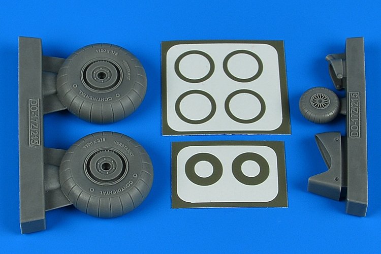 Aires 4831 Do 17Z/Do 215 wheels & paint masks 1/48 ICM