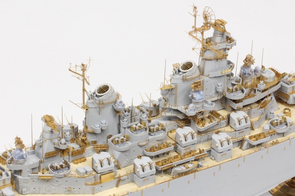 Pontos 37034FN USS BB-63 Missouri 1945 &amp;quot;Advanced&amp;quot; Detail Up Set for Hobbyboss Kit (Teak Tone wooden deck) 1/350 – zdjęcie 4