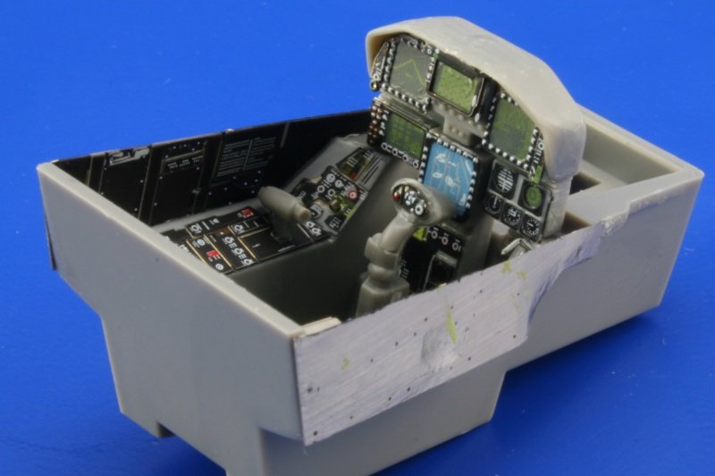 Eduard FE344 F-18E interior REVELL 1/48 – image 2