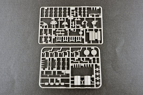 Trumpeter 09547 Russian T-72A Mod 1983 1/35 – image 7