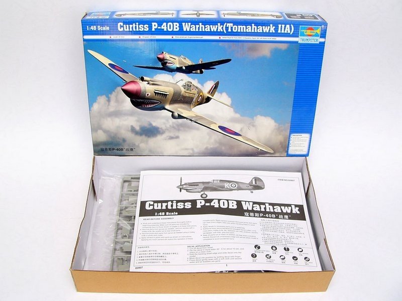 Trumpeter 02807 Curtiss P-40B Warhawk 1/48 – image 3