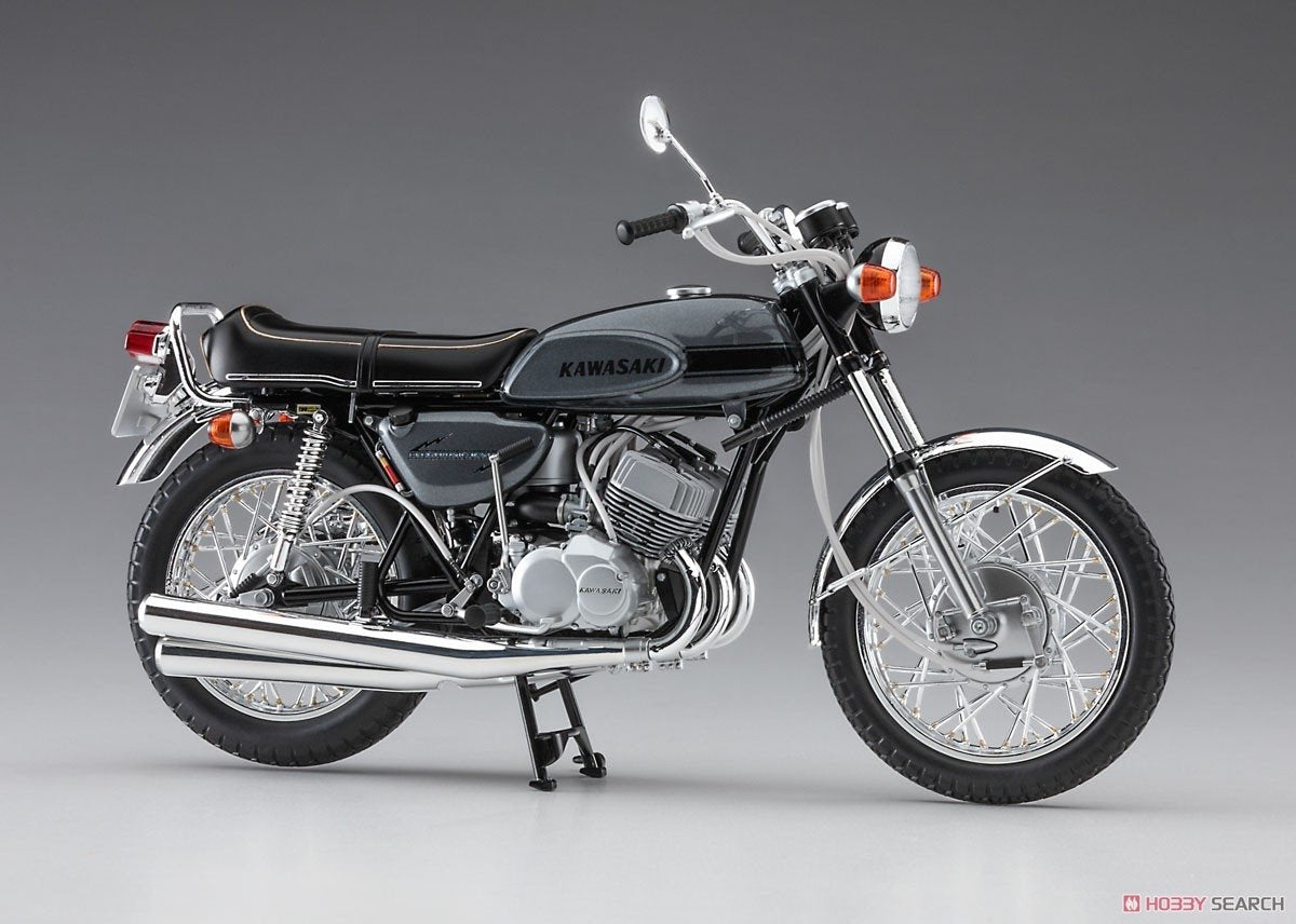 Hasegawa 21510 (BK10) Kawasaki 500-SS/MACH III (H1) 1/12 – zdjęcie 5