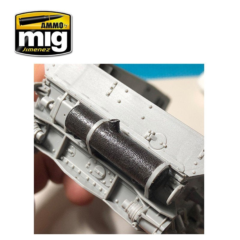 Ammo of Mig 2034 ANTI-SLIP PASTE - BLACK COLOR FOR 1/72 &amp;amp; 1/48 – zdjęcie 15