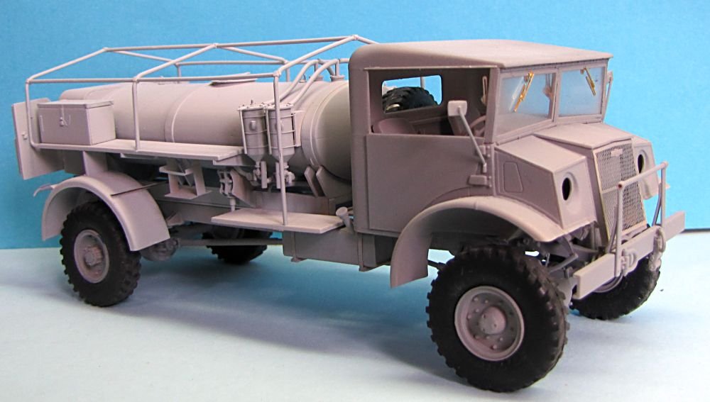Mirror Models 35165 CMP CHEVROLET C60L WATER TRUCK 1/35 – zdjęcie 3