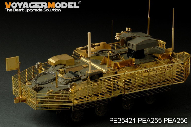 Voyager Model PEA256 Modern US Stryker family Rhino Anti IED Device/VHF/UHF (GP) 1/35