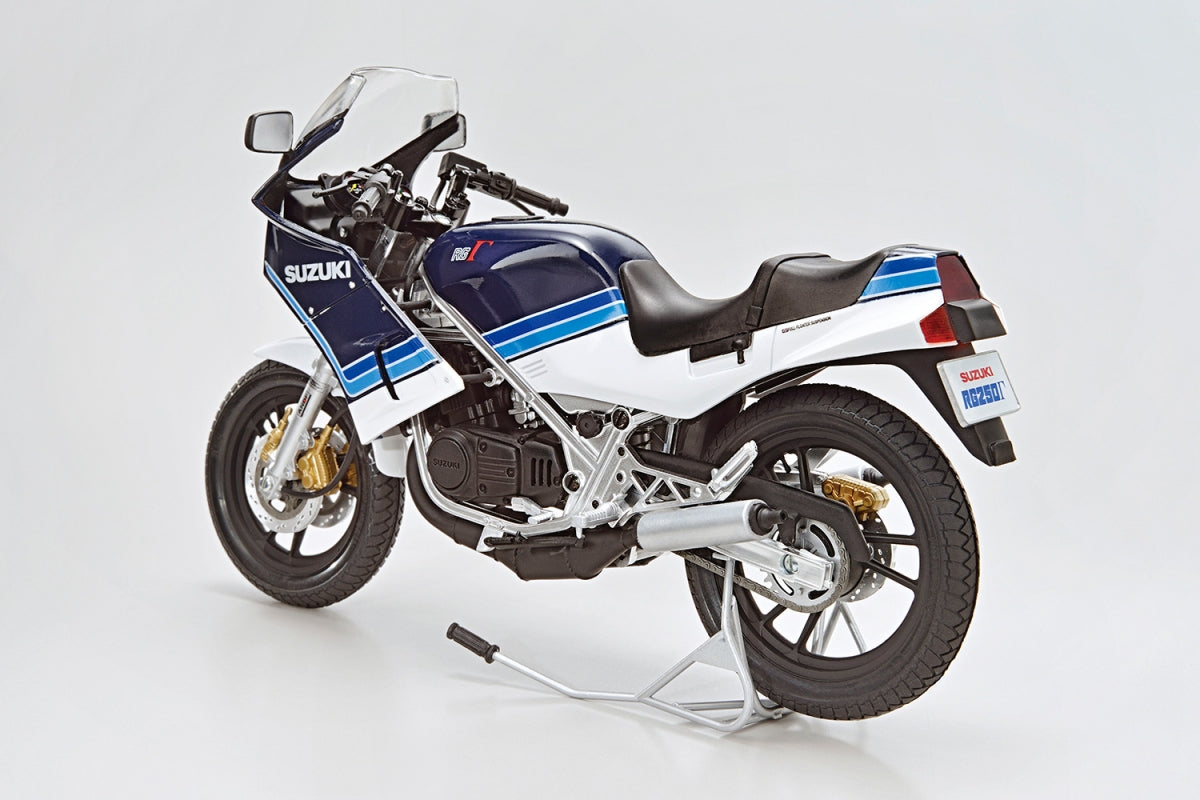 Aoshima 06322 Suzuki GJ21A RG250 84 1/12 – zdjęcie 3