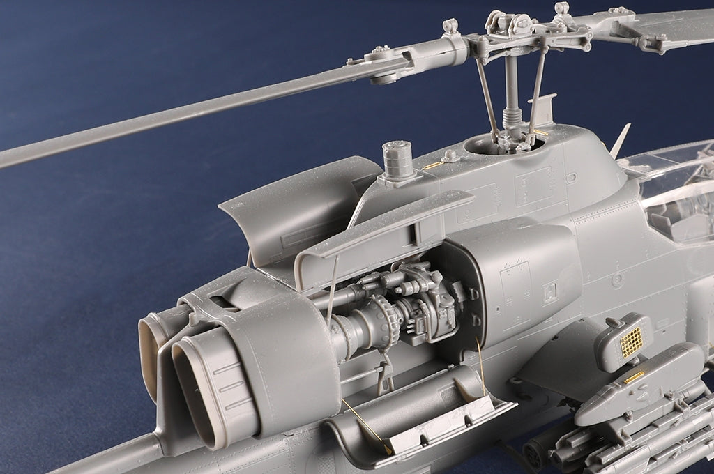 Trumpeter 05116 AH-1W Super Cobra 1/35 – zdjęcie 19