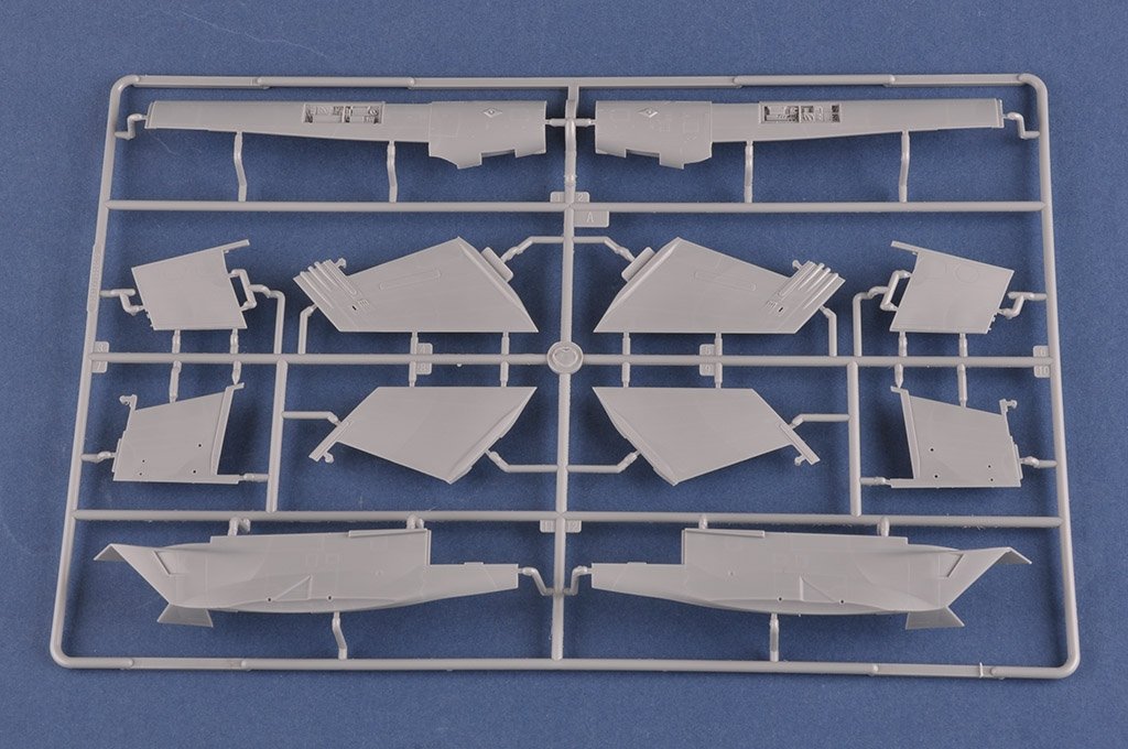 Hobby Boss 85814 EA-18G Growler 1/48 – zdjęcie 9