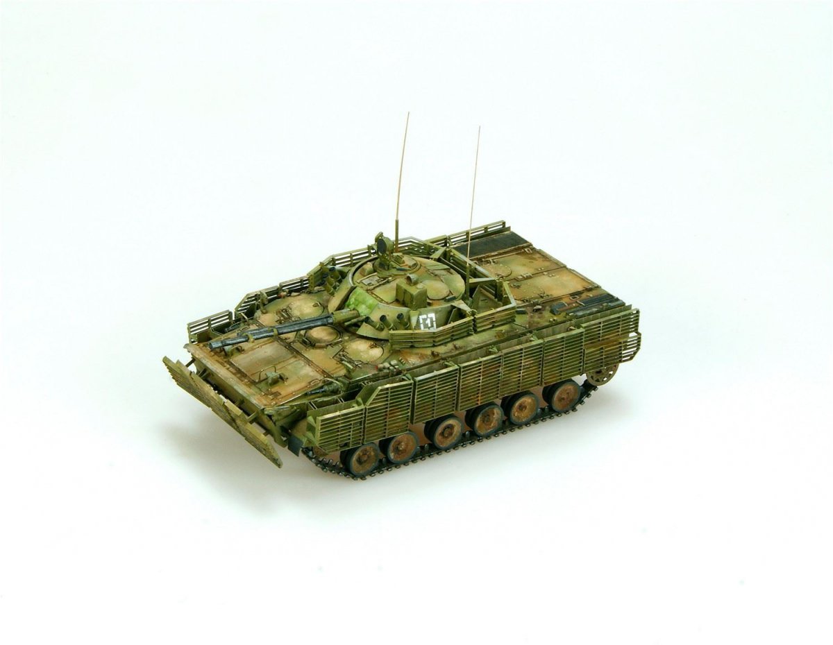 Modelcollect UA72055 BMP3 INFANTRY FIGHTING VEHICLE WITH CAGE ARMOUR 1/72 – immagine 3