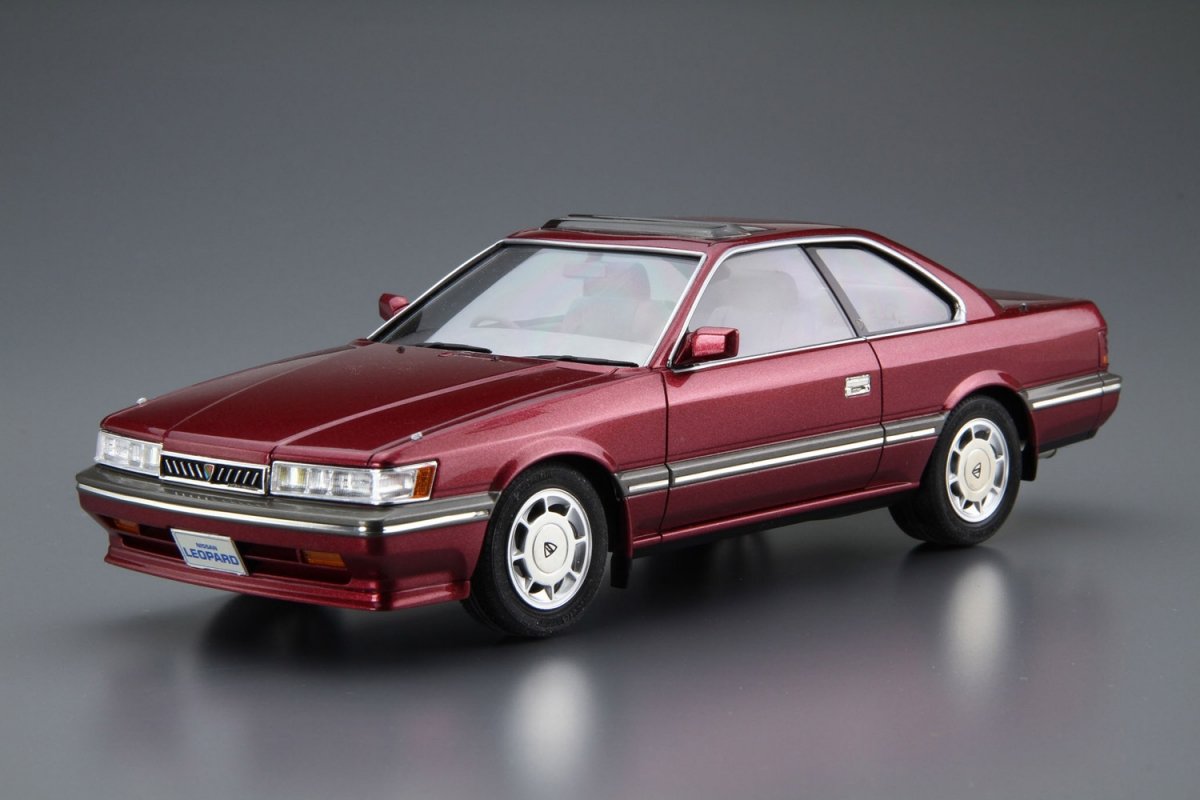 Aoshima 06109 Nissan UF31 Leopard 3.0 Ultima &amp;#39;86 1/24 – image 2
