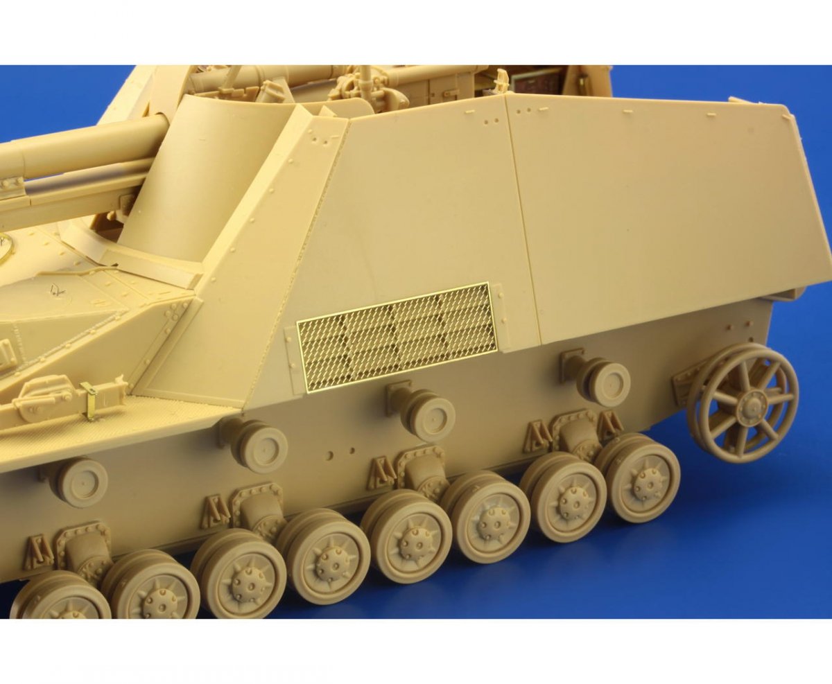 Eduard 36266 Nashorn 1/35 Tamiya – immagine 6