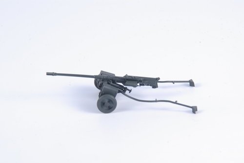 CMK 3140 Swiss WW II Anti-Tank Rifle Solothurn S-18/1000 w/wheeled carriage 1/35 – image 4