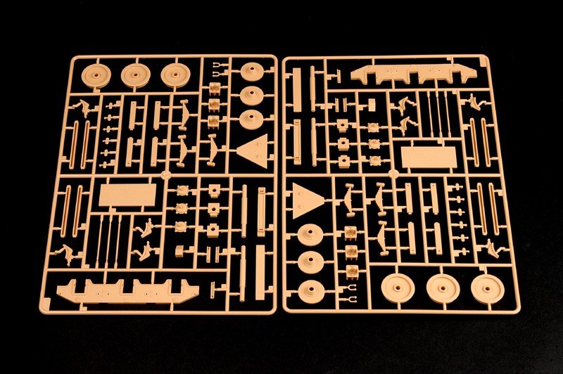 Trumpeter 00221 Schwere Plattformwagen Type SSyms 80 1/35 – image 5