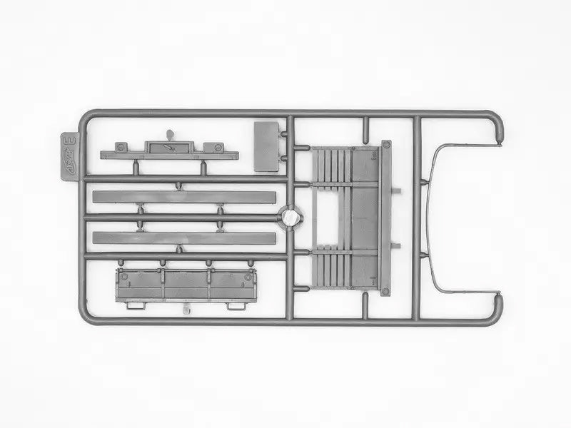 ICM 35493 Studebaker US6-U3 in German Service 1/35 – image 8